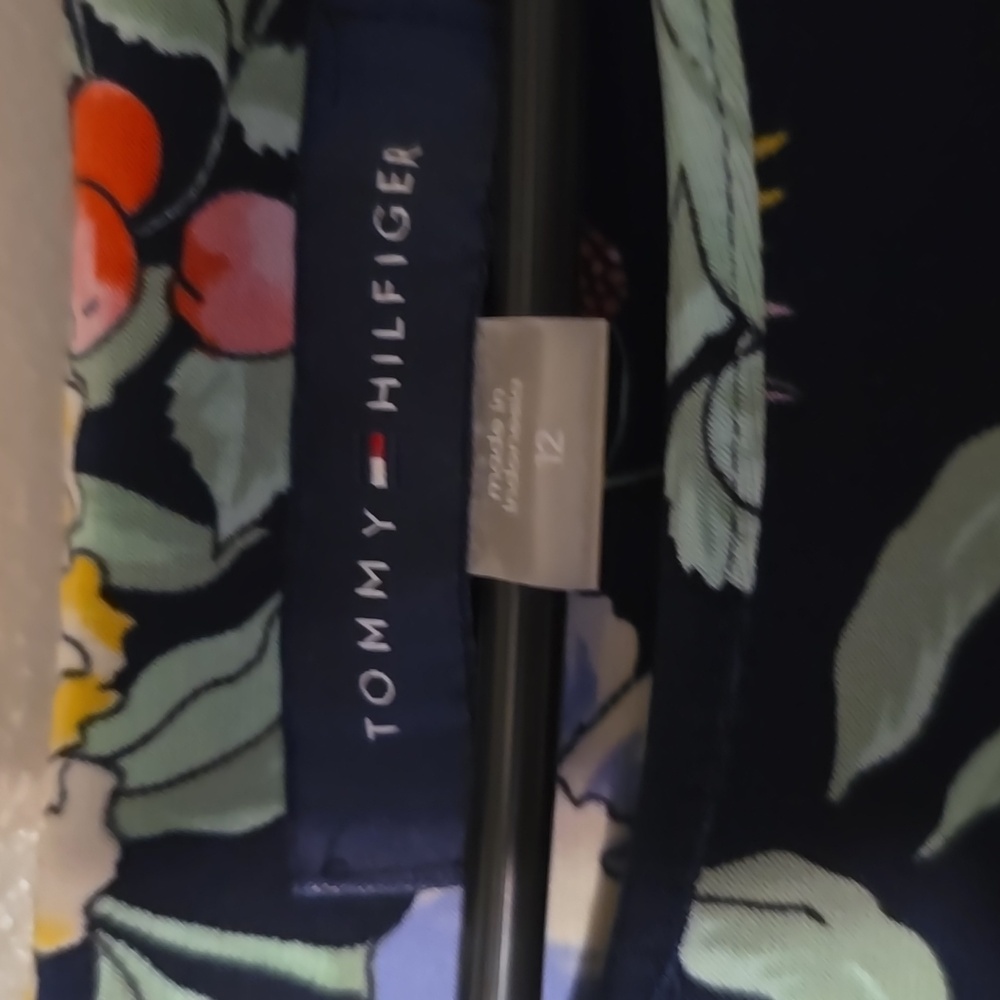 Tommy Hilfiger Floral Print Round Neck Shift Dress Sleeveless Black 12 - Picture 4 of 5
